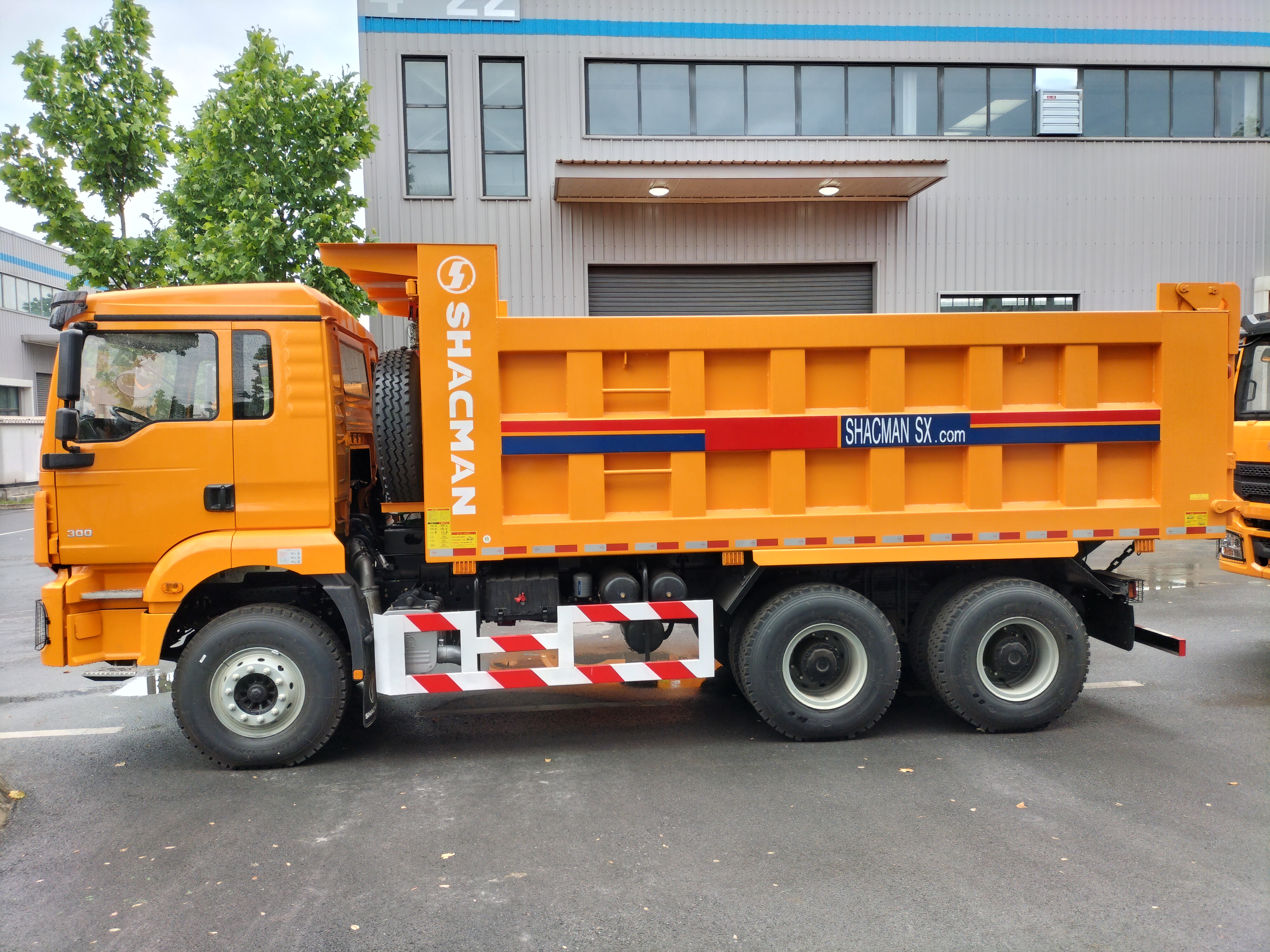 F3000 SHACMAN 6X4 340HP Dump Truck 